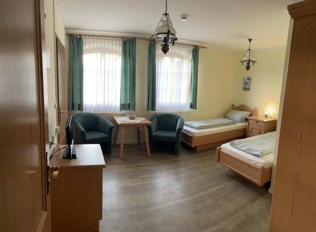 Landgasthof - Braukeller - Fattigau Oberkotzau Екстер'єр фото
