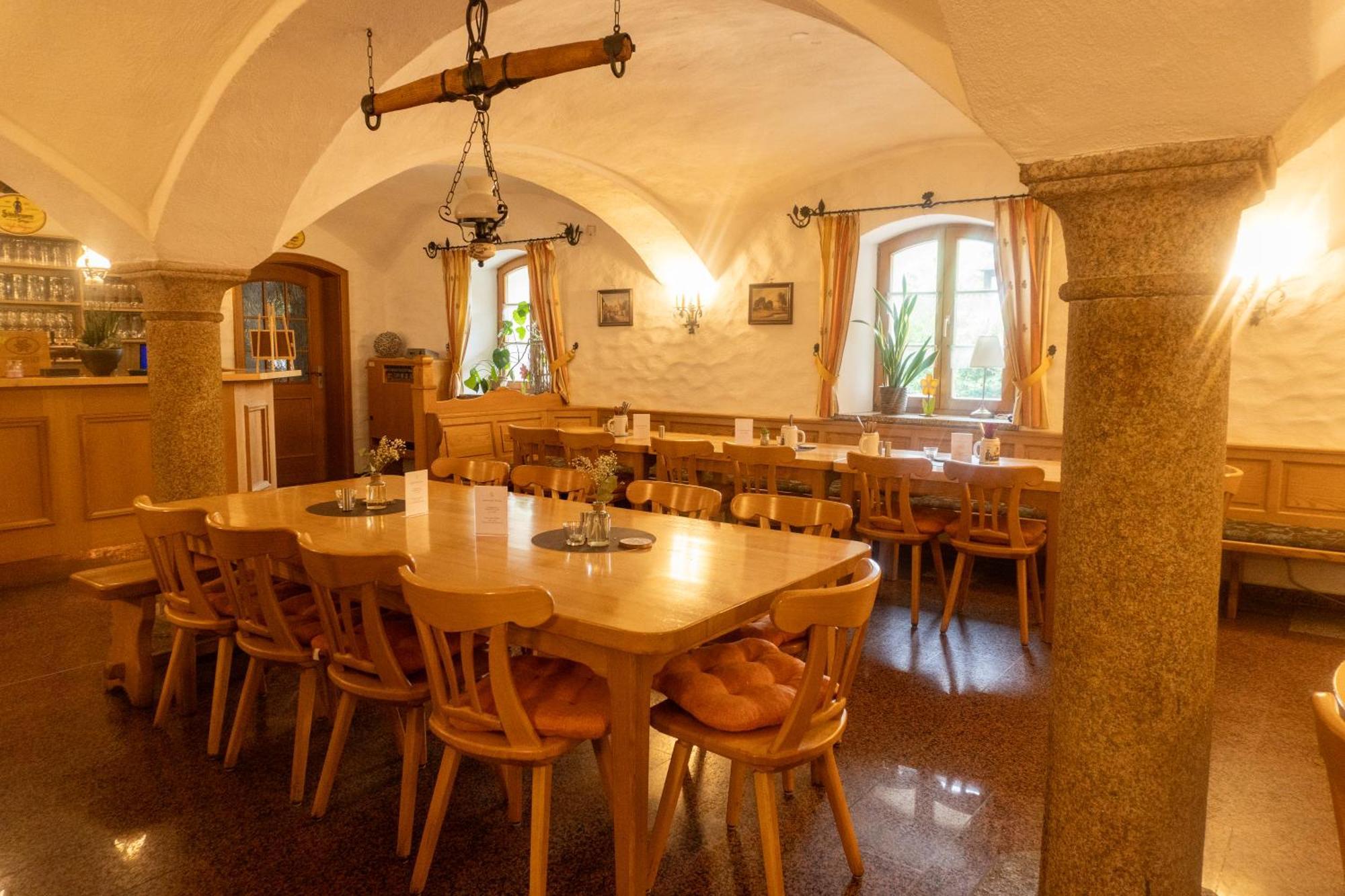 Landgasthof - Braukeller - Fattigau Oberkotzau Екстер'єр фото